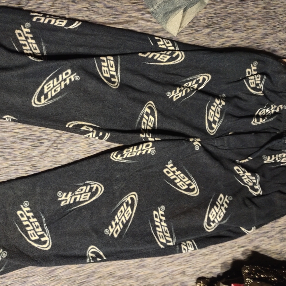 Bud light bottoms